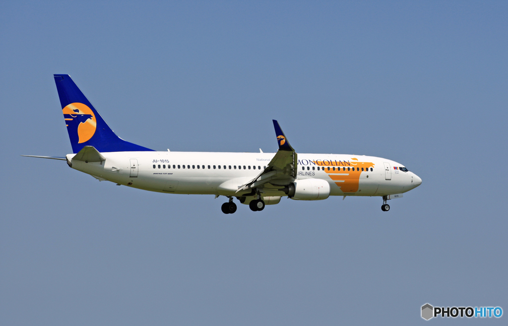 MONGOLIAN 737-8SH JU-1015着陸  
