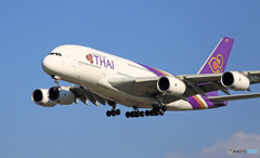 着陸 Thai A380-841 HS-TUF