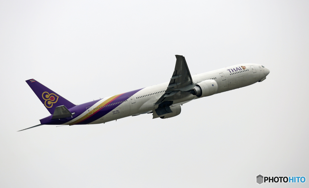 出発 Thai 777-3AL HS-TKL