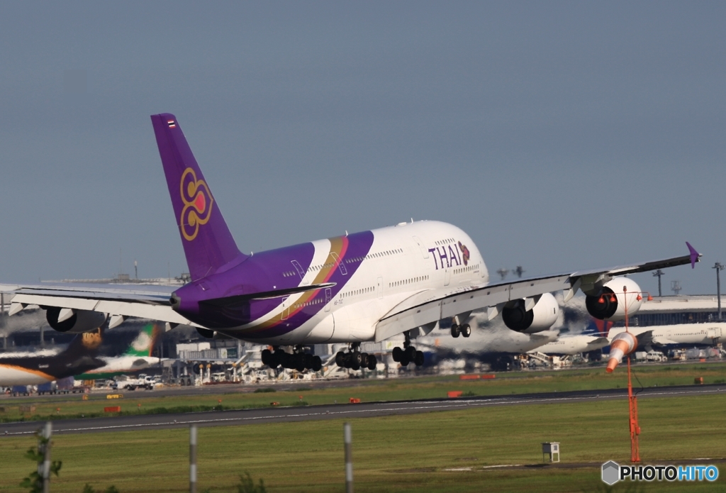 到着　THAI A380-841