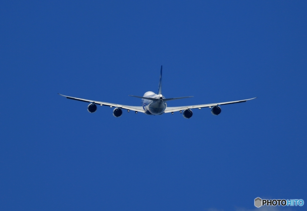 出発　NCA 747-8KZF