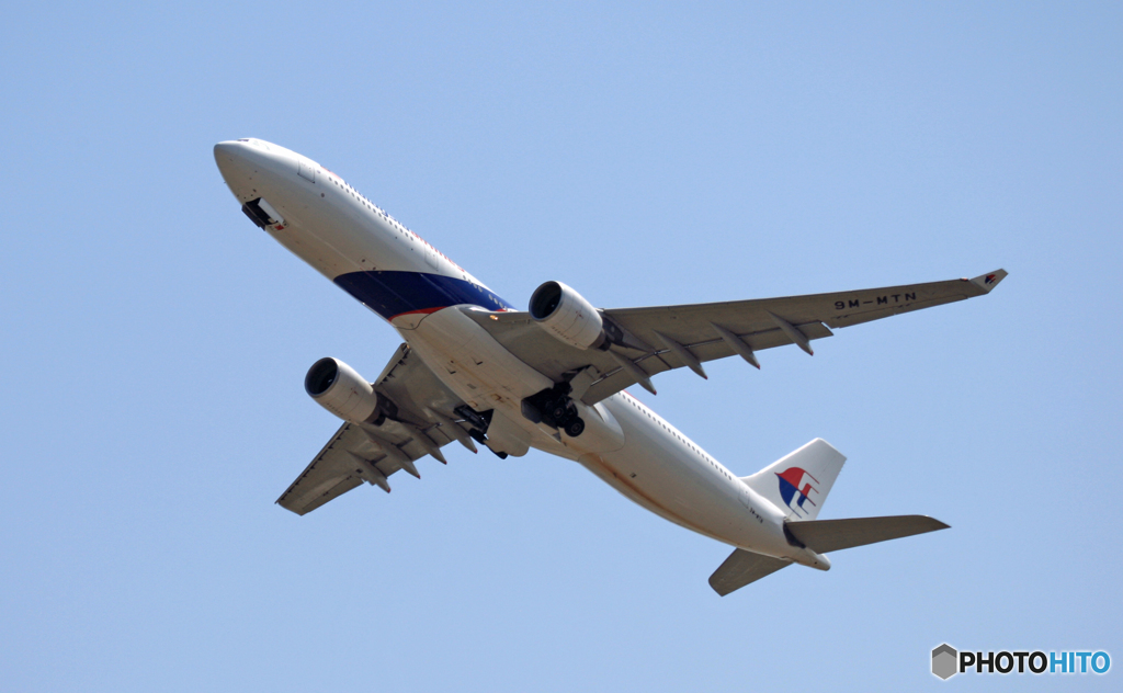 malaysir A330-323 9M-MTH 飛び立ち　