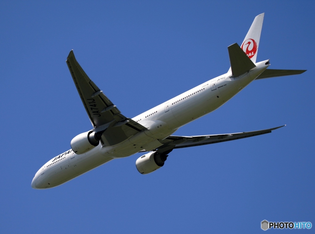 飛行　JAL 777-346 