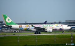 出発　"Hello Kitty" EVA A330-302