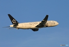 UNITED 777-222  出発　