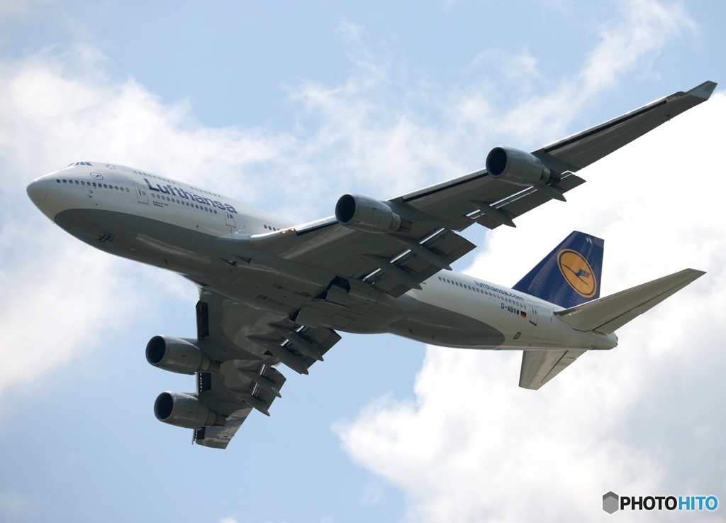 離陸　Lufthansa 747-430