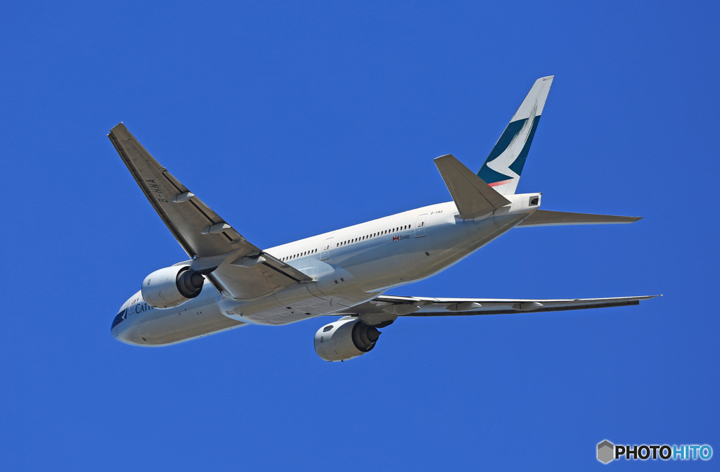 出発 CATHAY 777-267 B-HNA