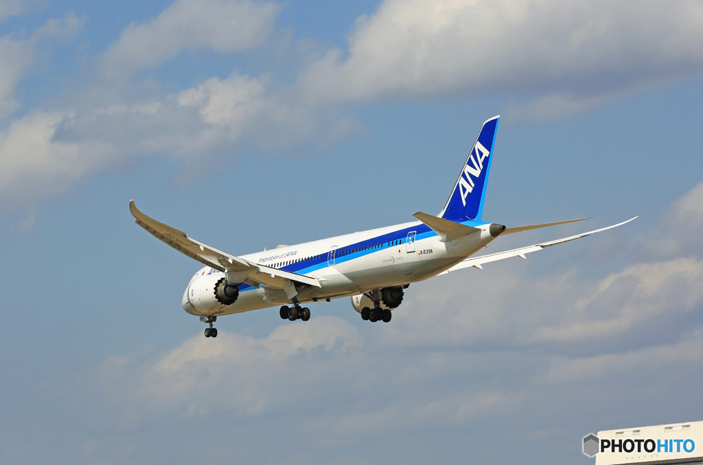 着陸  ANA 787-9 JA839A 「スカイ」