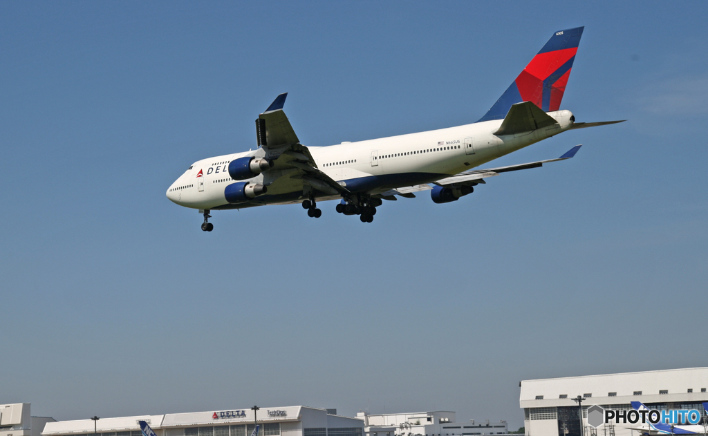 着陸 Delta 747-400 N665US