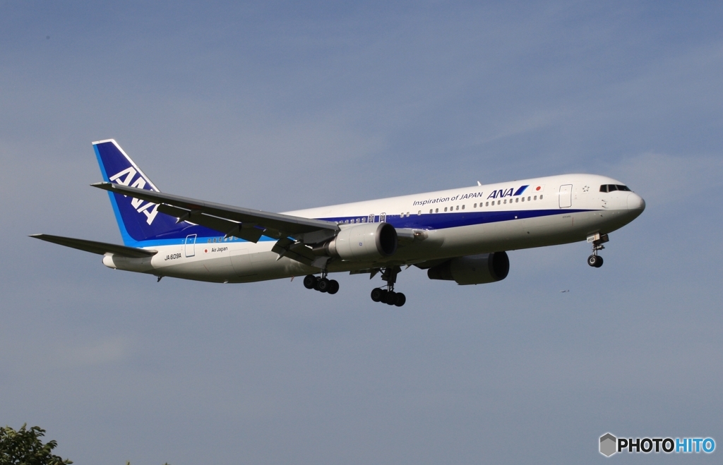 ANA 767-300ER 到着　