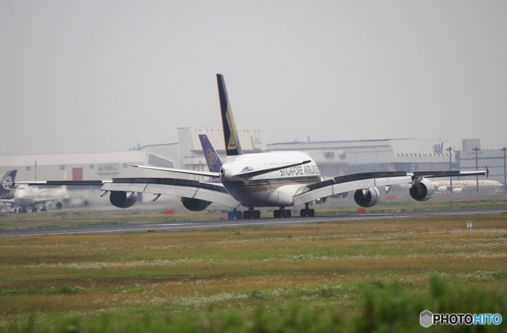 Singapore A380-841 着陸　