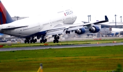 着陸（15） Delta 747-400 