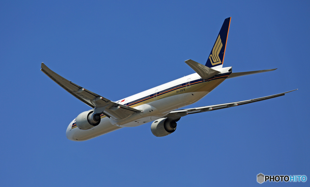 Singapore 777-312 9V-SWW 離陸　