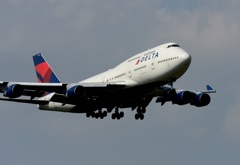 DELTA 747-400 着陸　