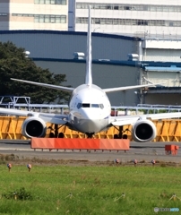 出発　ANA 737-781 