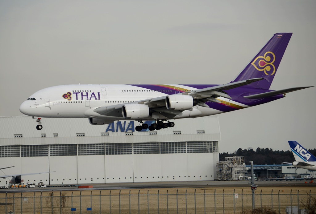 THAI A380-841 到着