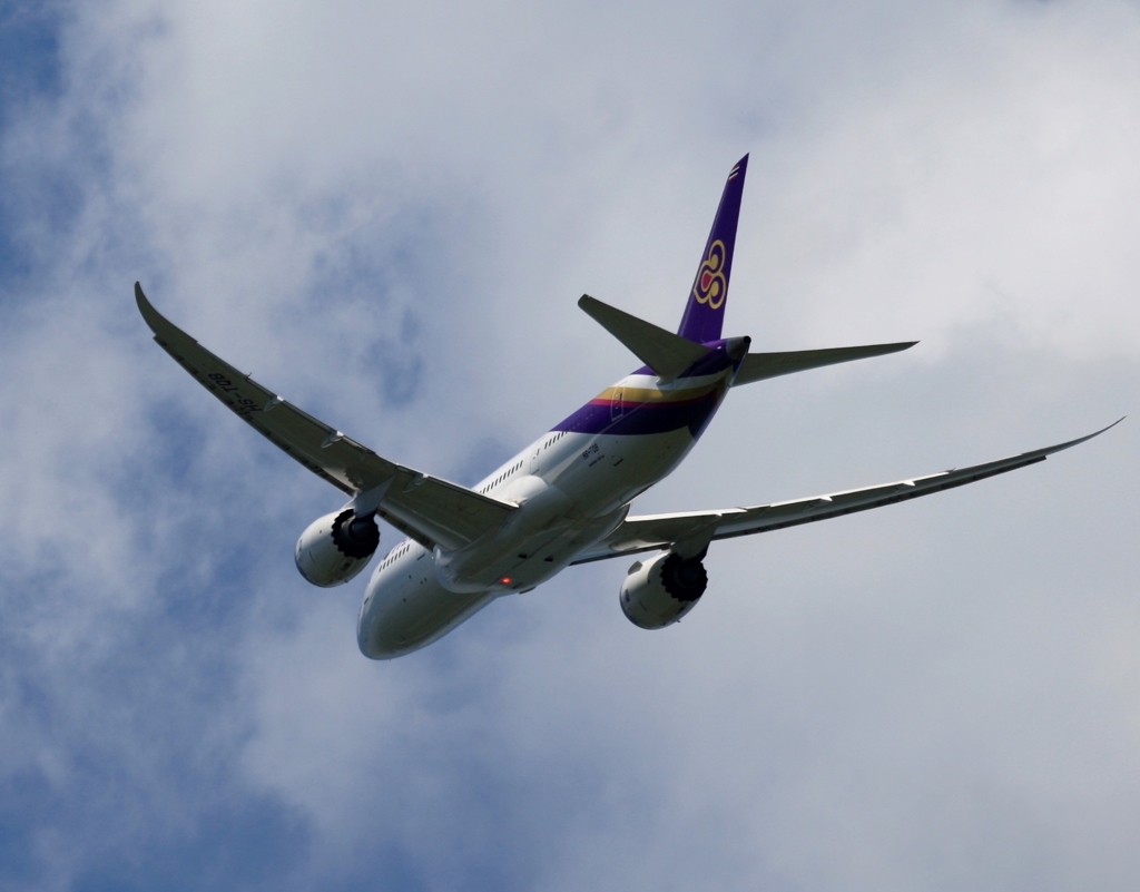 Thai 787-8 出発　