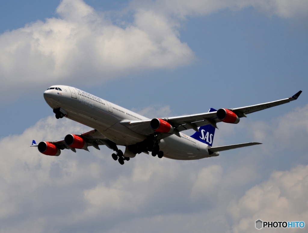 飛行　SAS A340-300