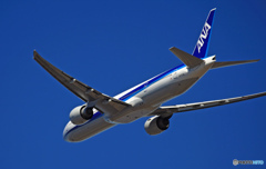 離陸 ANA 777-381 JA777A