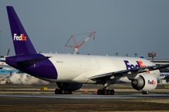 FedEx 777-FS2 出発