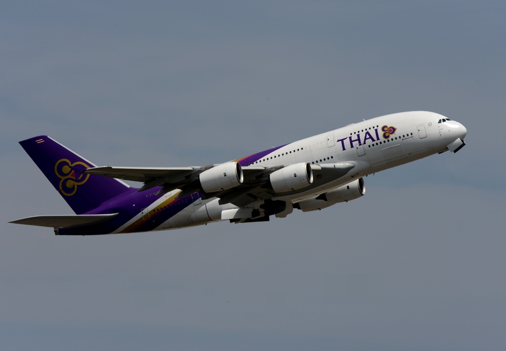 THAI A380-841 出発