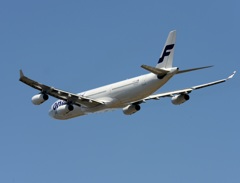 FINNAIR A340-300 飛び立ち