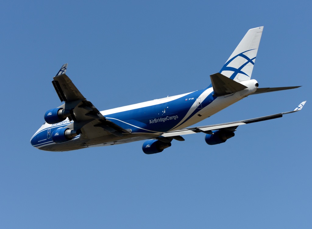 Air Bridge Cargo 747-46NF 離陸