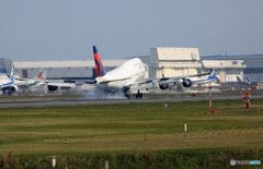 到着 Delta 747-400 N667US