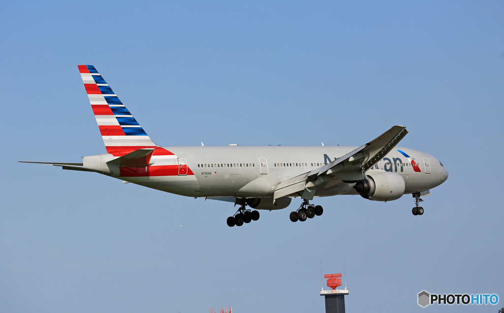 American 777-200 N790AN着陸 