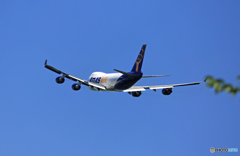 出発 ATLAS 747-47UF N499MC