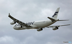 出発 Finnair A340-313 OH-LQC