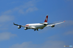 出発 SWISS A340-313 