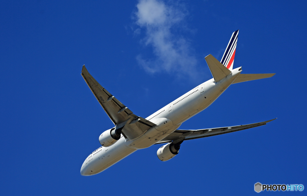 「青い空」が一番 Air France 777-328 F-GSQA出発