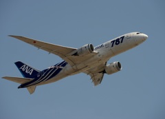 ANA 787-8 飛び立ち