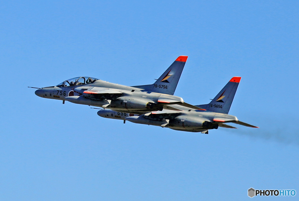 ☮休憩タイム（311）T-4  お手振り？