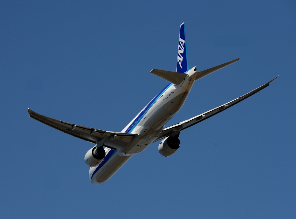 ANA 777-300ER 飛行