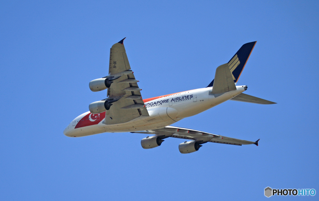 出発 Singapore A380-841 9V-SKI