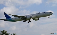 GARUDA 777-300 着陸　
