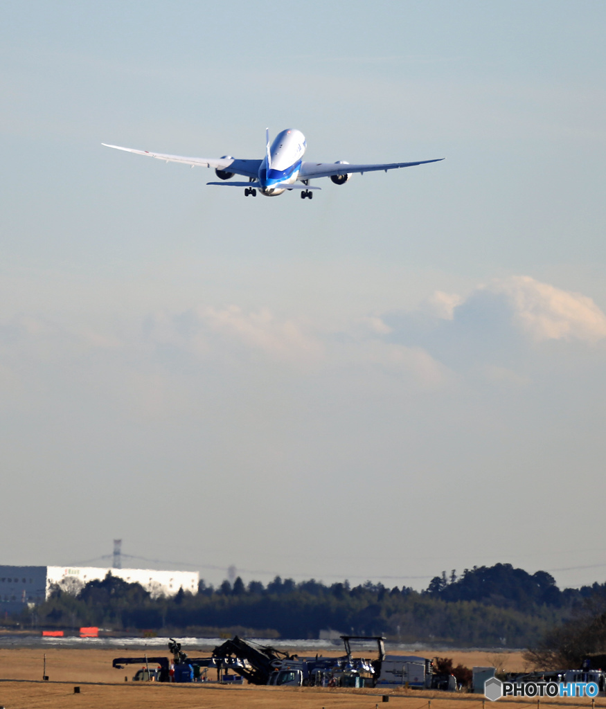 出発 ANA 787-8 JA823A