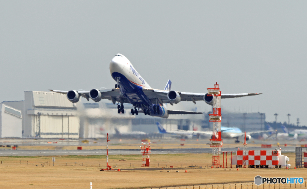 出発 NCA 747-8KZF JA14KZ