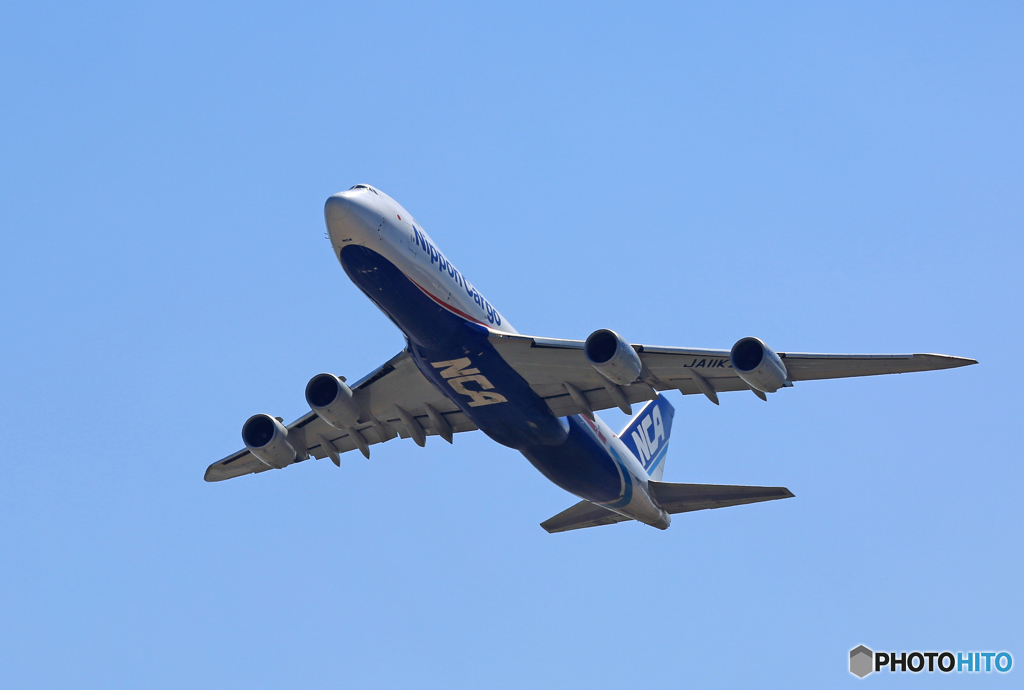 「青空」 NCA 747-8KZF JA11KZ Takeoff 
