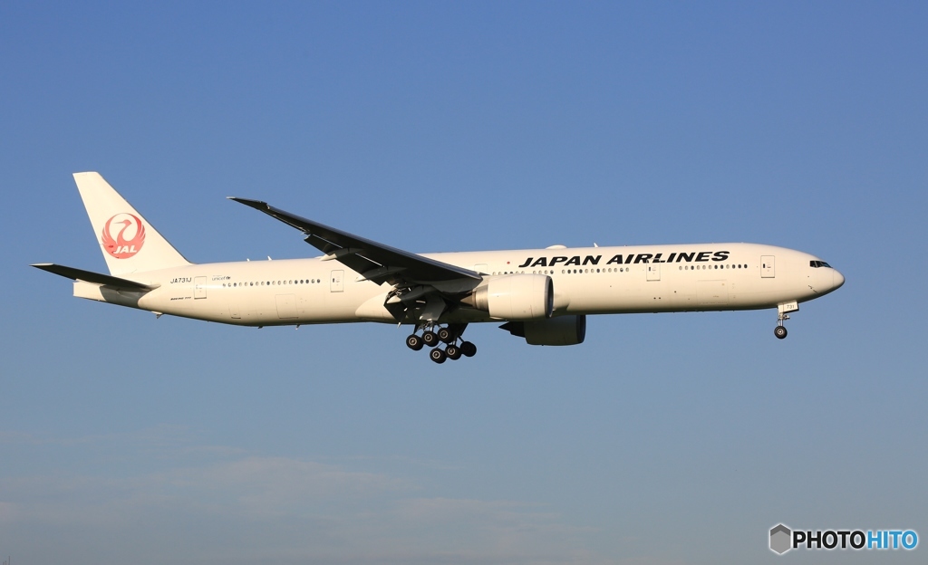 JAL 777-346 到着　