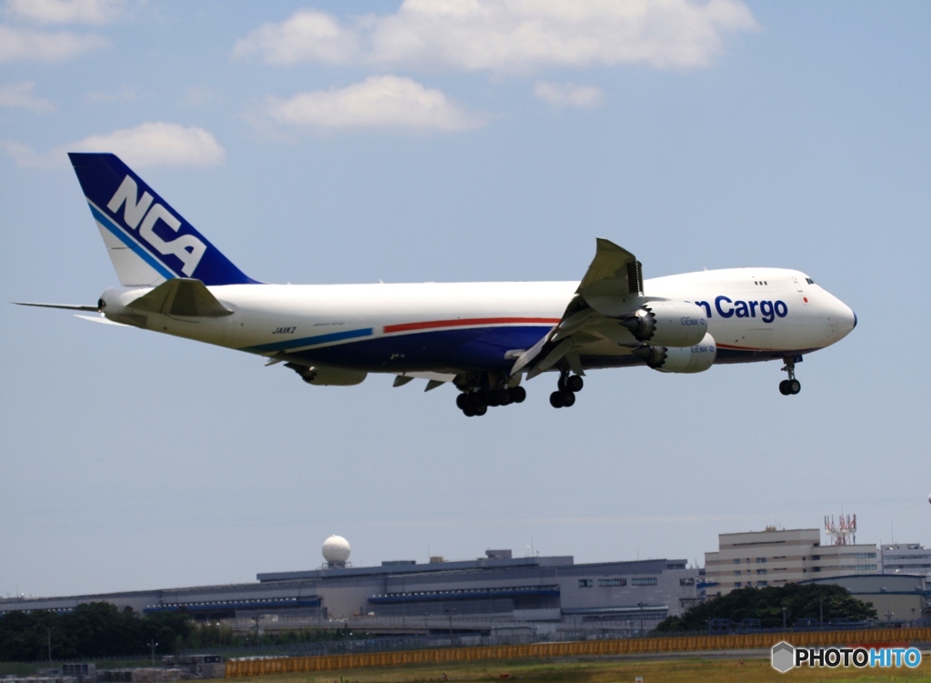 着陸　NCA 747-8KZF 