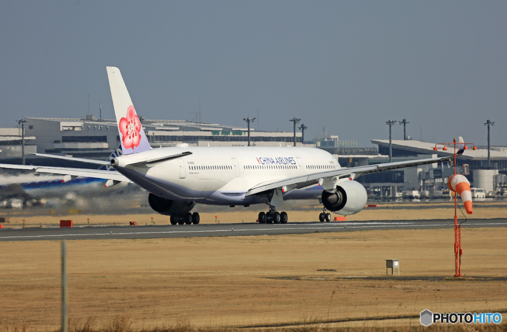 「ぶるー」 China A350-900 B-18906 出発