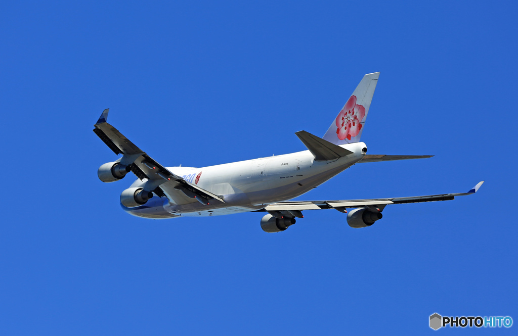 China Cargo 747-400F B-18715 出発 