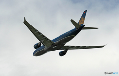 飛び立ち vietnam A330-223 VN-A379