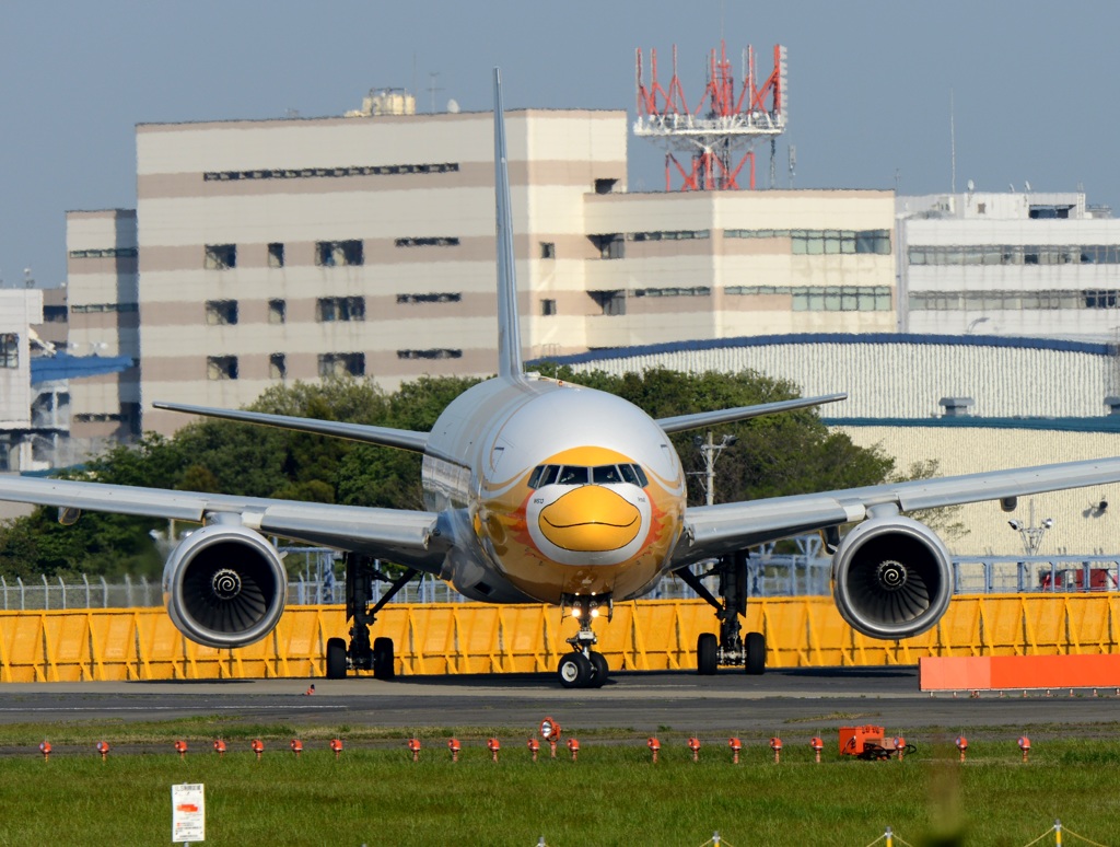 離陸　NOKSCOOT 777-200