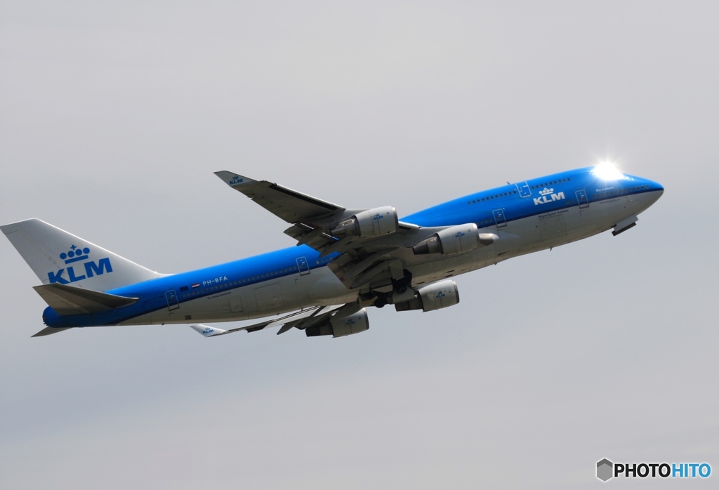 KLM 747-400 飛び立ち　