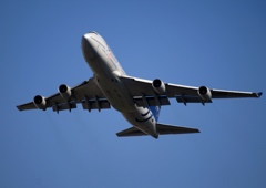 出発　China 747-400