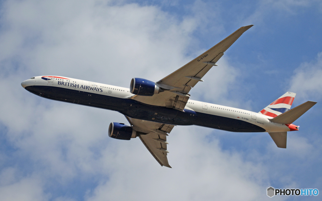 出発 BRITISH 777-336 G-STBH